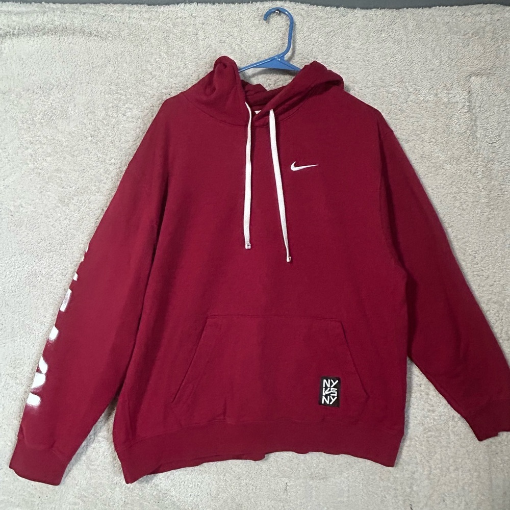 Men's Nike NSW Fleece Club Hoodie Size XL NY. Soft Casual Comfort Sports